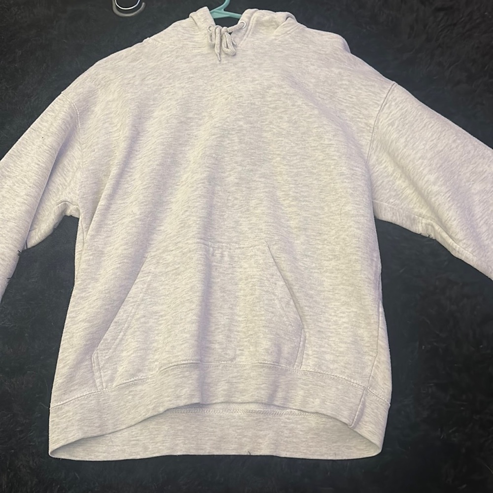 white/grey hoodie